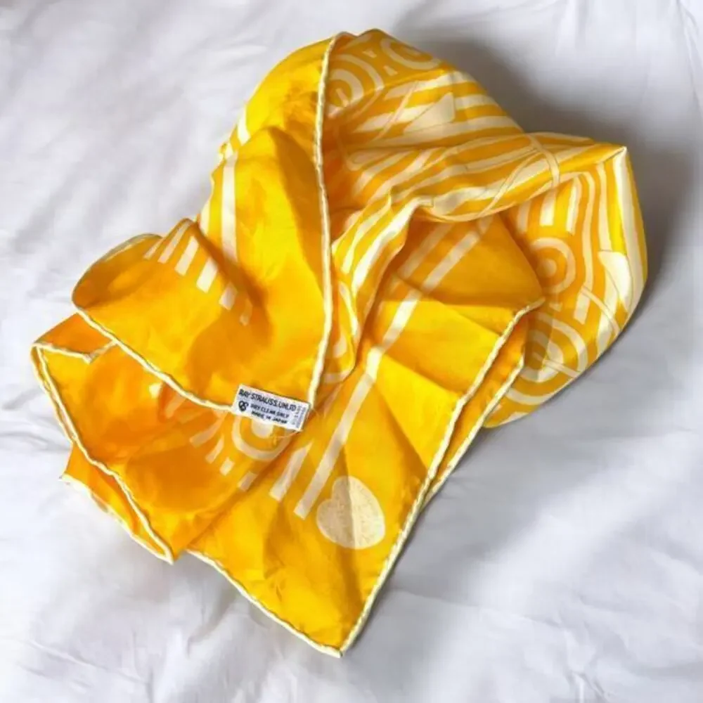 22” Square Bicycle Yellow & White Ray Strauss Unltd. Scarf 25% Silk & Japan VNTG